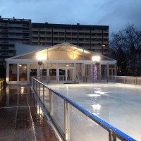 structure d'accueil 15x5m pour la Patinoire des Lumières à Lyon